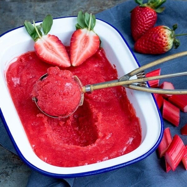 Only five ingredients needed for this Easy Strawberry and Rhubarb Sorbet. No churn, refined sugar free and gluten free too!