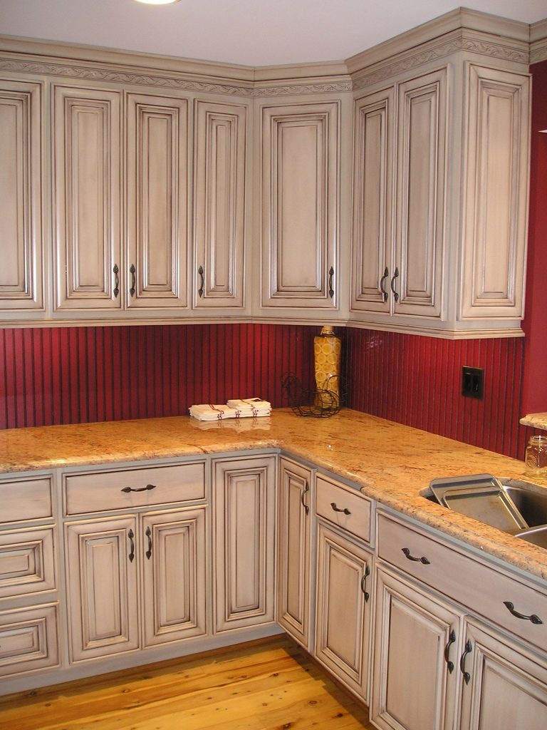  how to paint and glaze kitchen cabinets