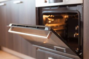 How to Safely Use T-Fal Pans In Oven